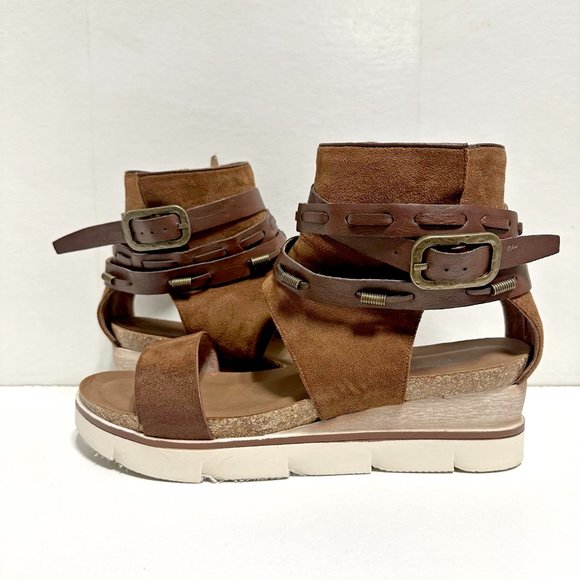 Pierre Dumas Size 8.5 Brown Sandals - Picture 2 of 9